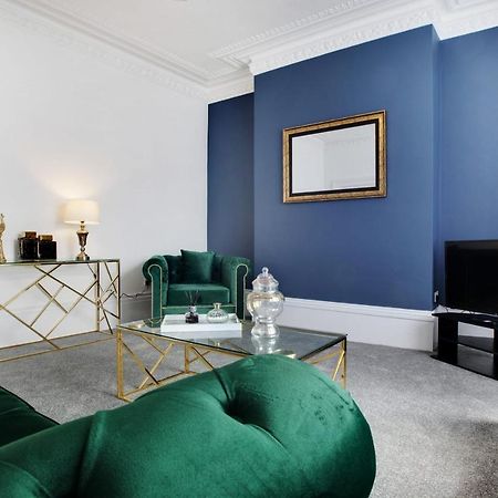 Stunning 4-Bedroom, 2 Bathrooms In Sunderland Sunderland  Exterior photo