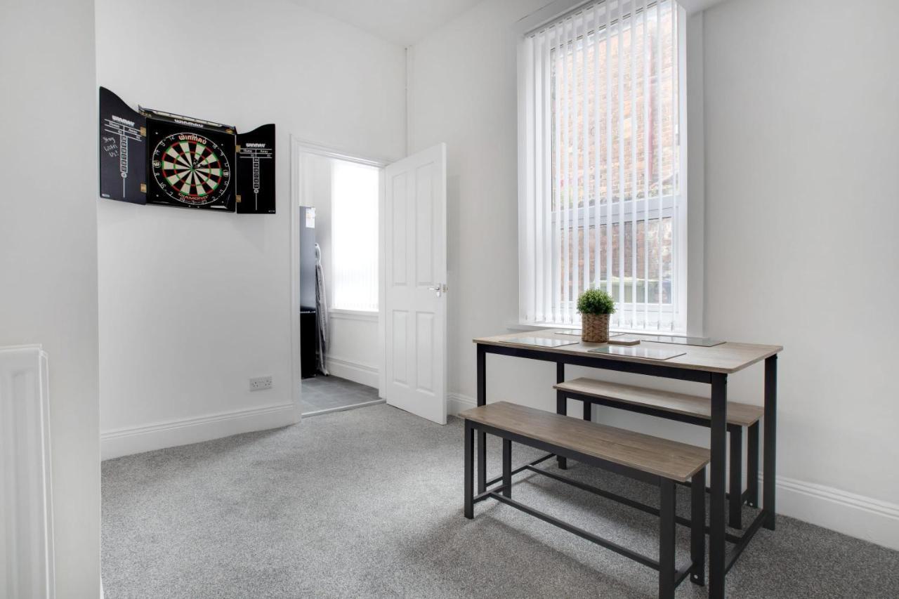 Stunning 4-Bedroom, 2 Bathrooms In Sunderland Sunderland  Exterior photo