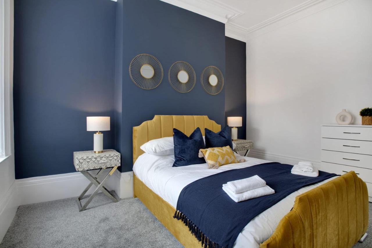 Stunning 4-Bedroom, 2 Bathrooms In Sunderland Sunderland  Exterior photo