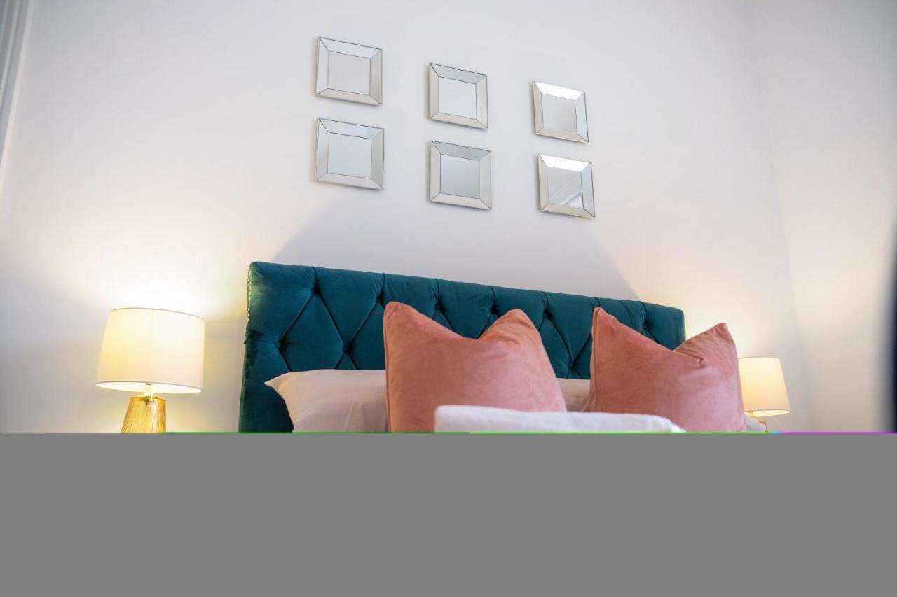 Stunning 4-Bedroom, 2 Bathrooms In Sunderland Sunderland  Exterior photo